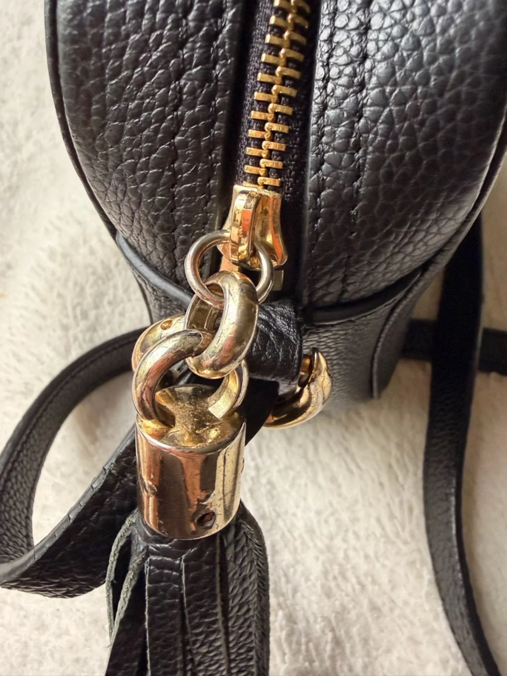 Gucci Black Pebbled Leather Disco Crossbody with Tassel - Picture 13 of 16
